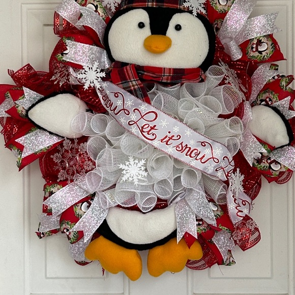 Beautiful handmade Christmas Wreaths - Picture 7 of 9